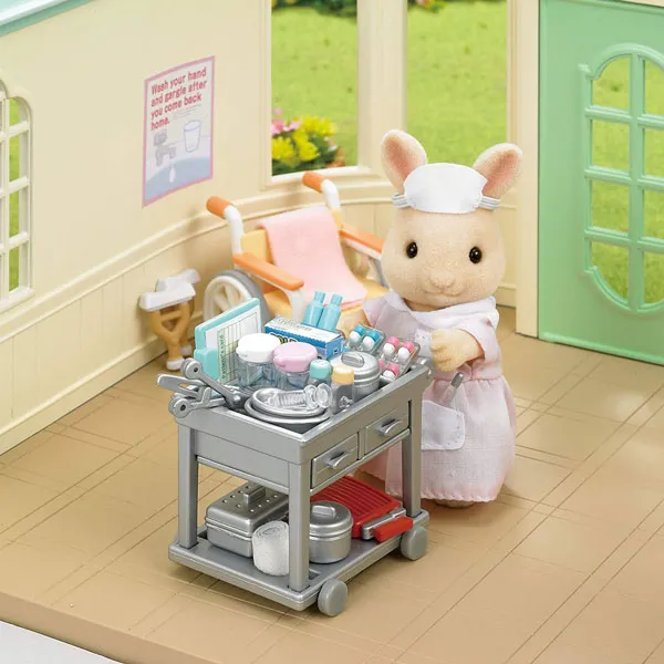 Sylvanian Families Country Nurse Set 5094 - Sylvanian Families - Leksaksaffären