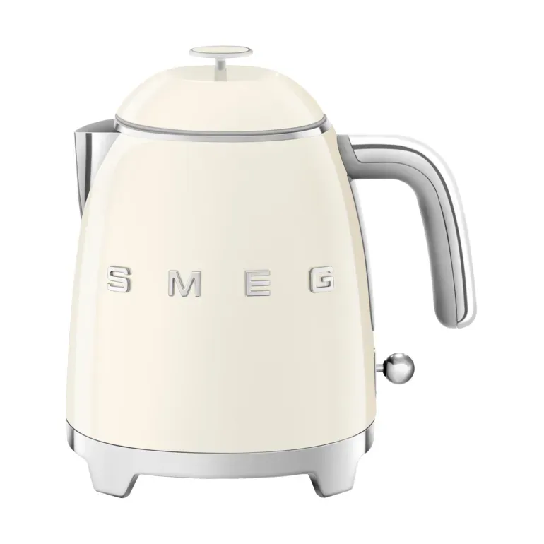 Elektrisk vattenkokare Smeg Kräm 0,8L null