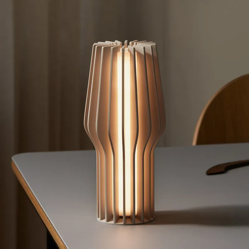 Radiant bärbar bordslampa 25 cm beige - PLEASE WAIT to be SEATED – Vardagsrum – Modern – Plast – Med en ljuskälla