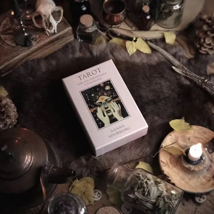Tarotkort på svenska ”Tarot för din personliga utveckling” – Sanna Sporrong