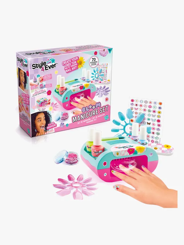 Style 4 Ever Manikyrset Nagelkonst Blomma