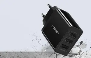 ED013 Väggladdare 3x USB 2.4A - Svart