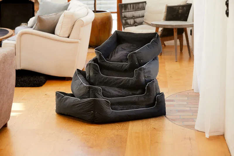 Dogman Bed Buddy Rectangular S Black 50x43x19cm