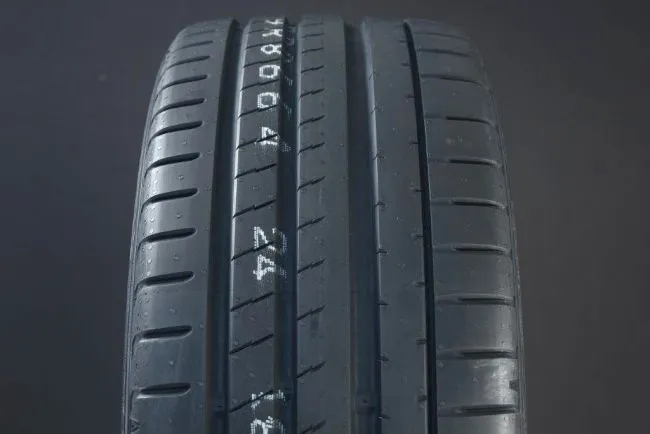 Yokohama Advan Sport (V107) ( 255/40 ZR19 (100Y) XL RPB )