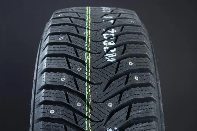 Kumho WS31 – 275/40R20 – Vinterdäck