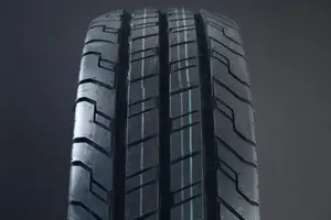 Continental ContiVanContact 100 ( 235/65 R16C 115/113R 8PR )