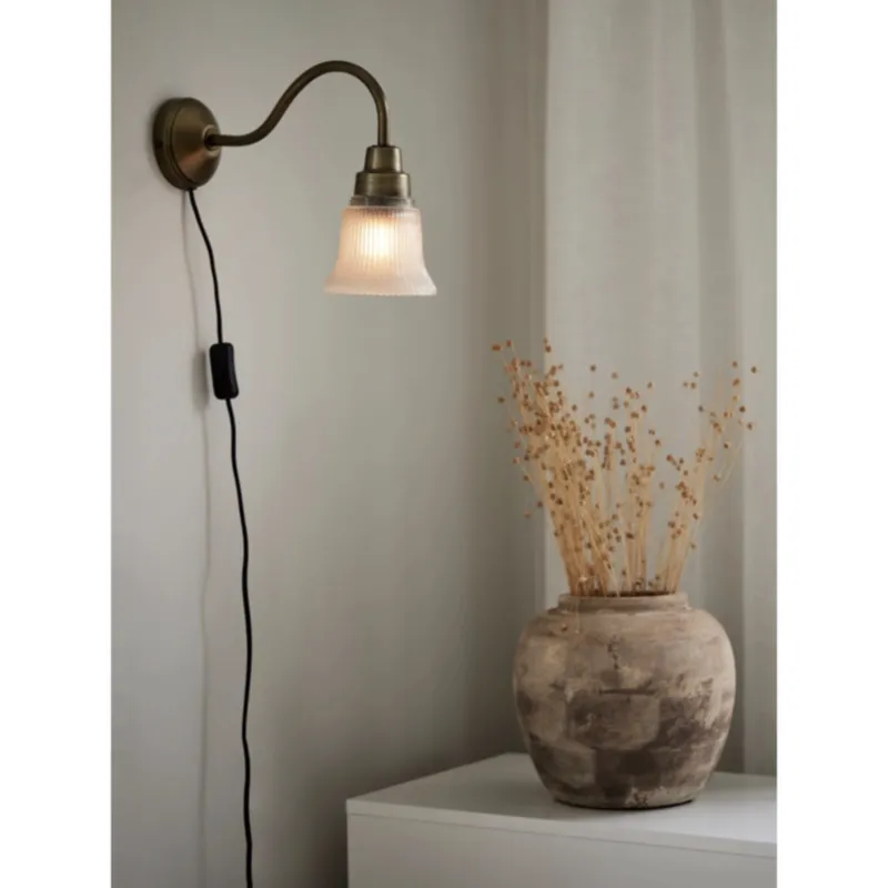 Emmi Vägglampa Antikmässing 34cm