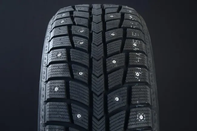 235/45r17 Dynamo Snow-H MWH03 Dubb