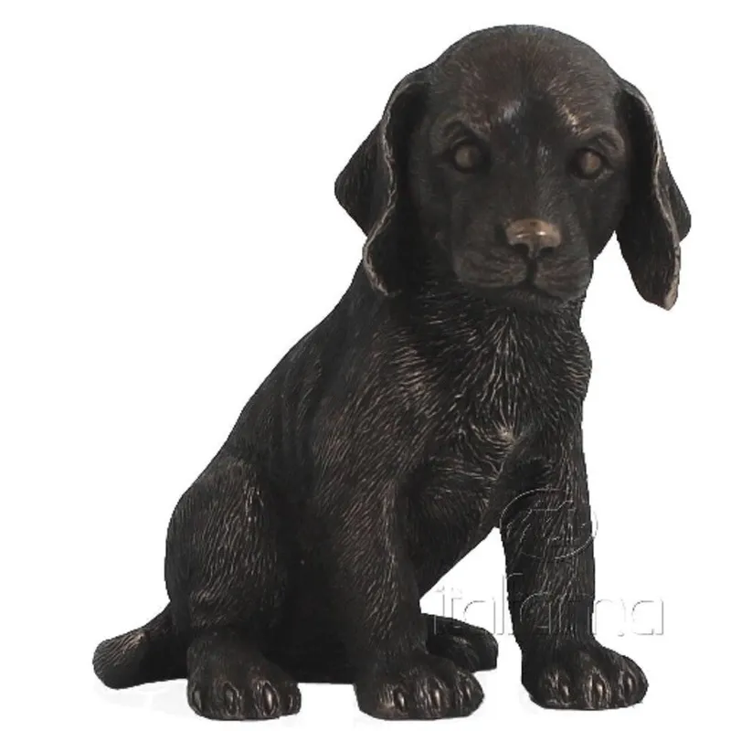 Hund i patinerad Brons staty