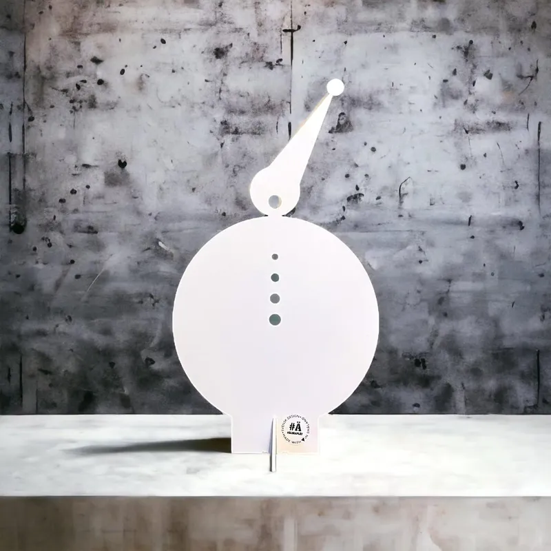 Vita runda Tomten Otto i plåt Design Anne Johansson