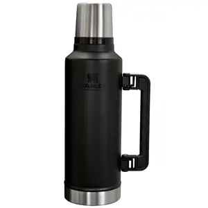 Stanley Classic Legendary Bottle 1,9 L Black 2.0