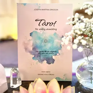 Bok Tarot för andlig utveckling - Josefin Martina Eriksson
