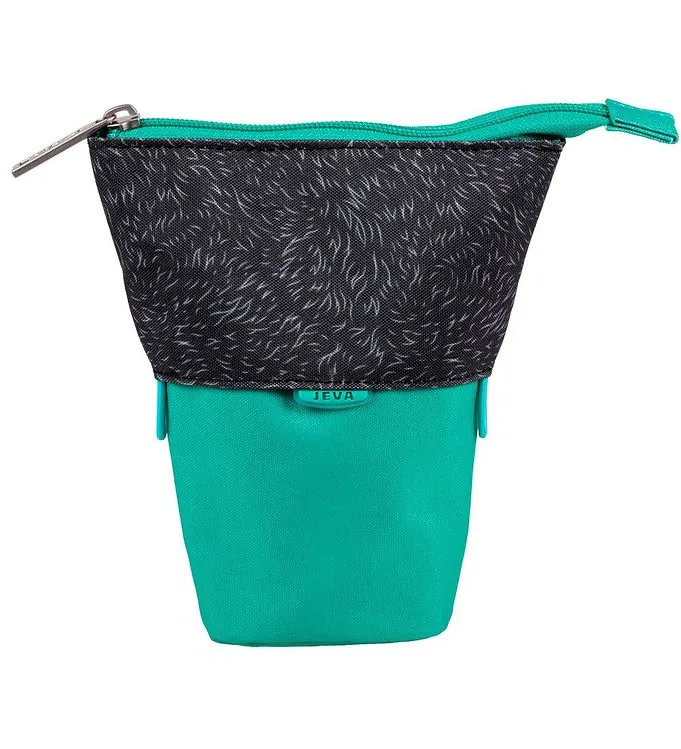 Jeva Pennfodral – Snap – Furry Friend