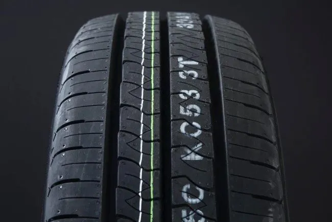 Kumho PorTran KC53 ( 195/60 R16C 99/97H 6PR )