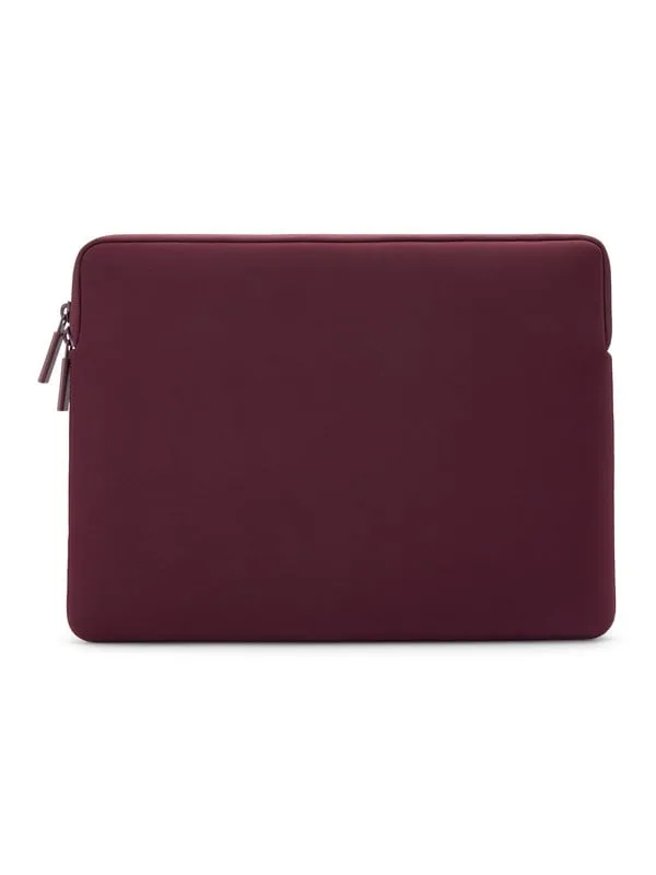 Pipetto Classic Fit Sleeve - MacBook Neo 13 (A18 Pro) - Burgundy