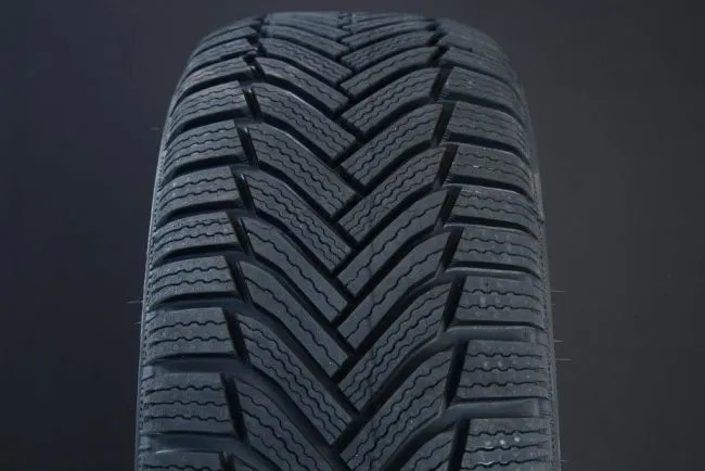Michelin Alpin 6 ( 175/65 R17 87H EV Suitable )