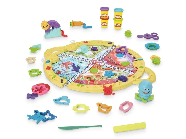 Play-Doh Fold and Go Playmat