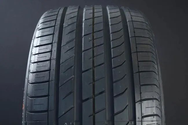 Nexen N Fera SU1 ( 235/40 ZR18 95Y XL 4PR RPB )