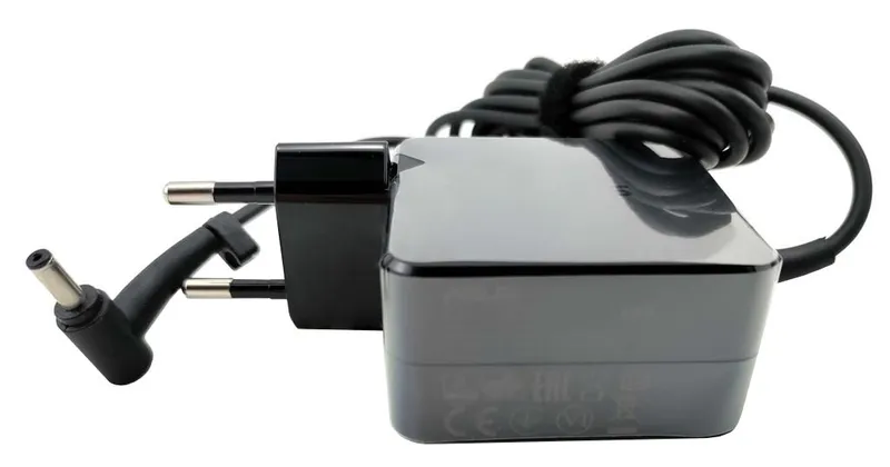 ASUS AC-adapter 45W / 19V / 2.37A / 4mm / EU (#0540)
