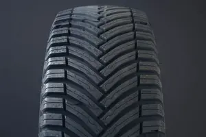 Michelin CrossClimate Camping ( 225/70 R15CP 112/110R 8PR EV Suitable )