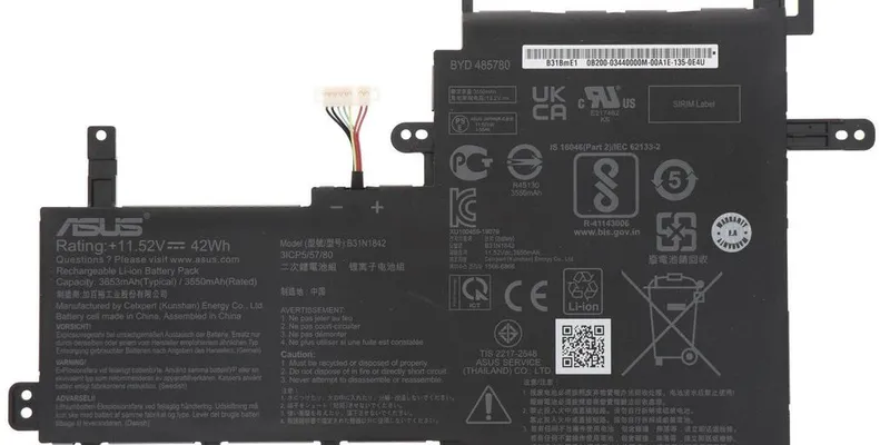 ASUS Batteri B31N1842 3653mAh / 42Wh / 11.52V / 3 celler