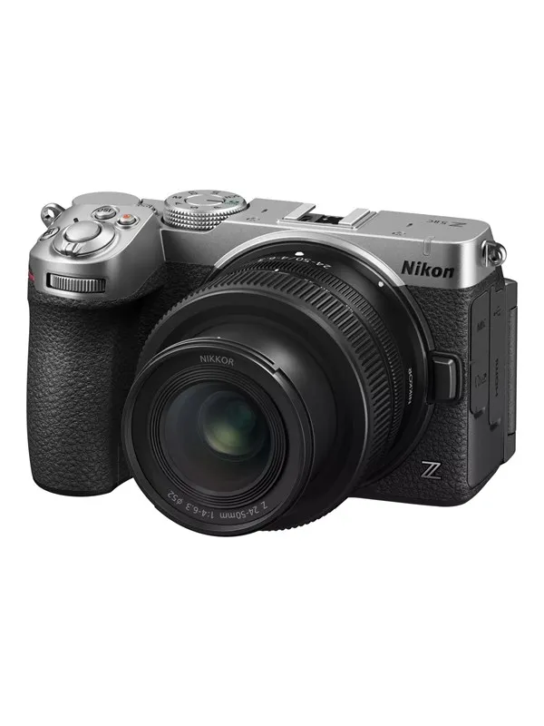 Nikon Z5IIC Silver + 24-50mm f/4-6.3