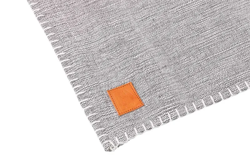 Bordstablett i bomull Tikki 35 x 45 cm – Mörkgrå