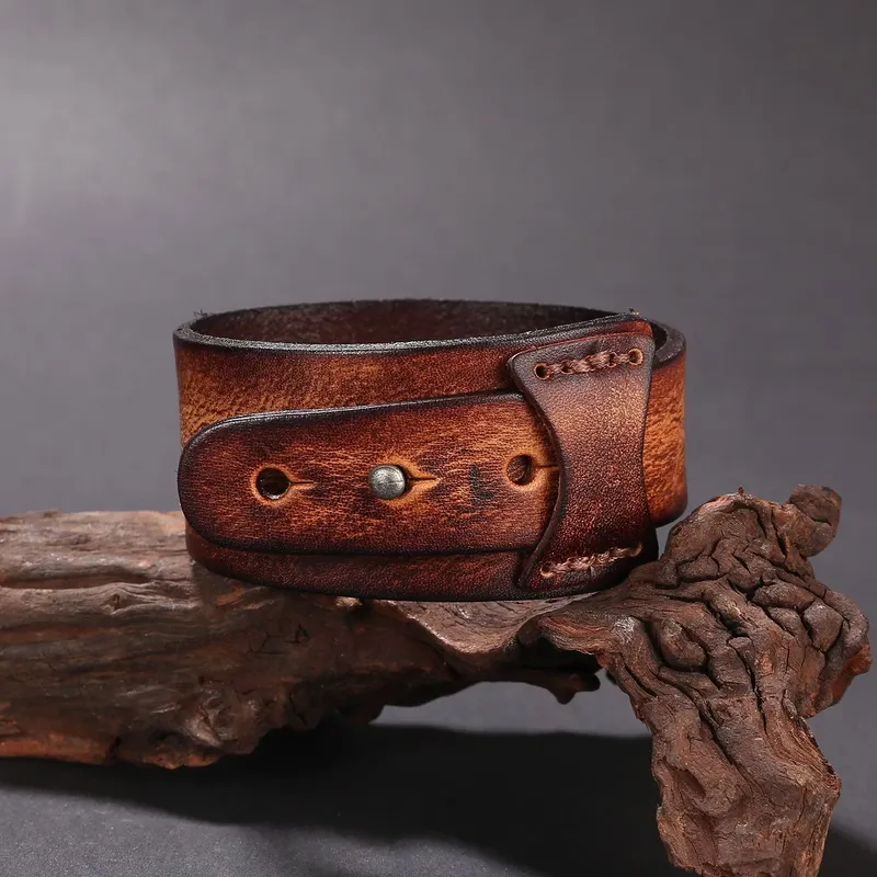 Armband Thor-ᛏᚺᛟᚱ Läder (flera färger)