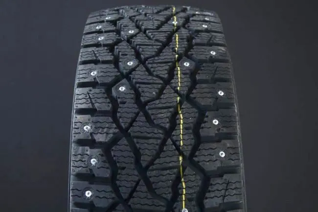 215/65r15 Kumho CW11 C-Däck Dubb
