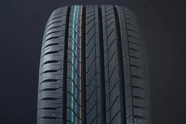 Continental UltraContact ( 235/55 R18 100H EVc, mit Felgenrippe )
