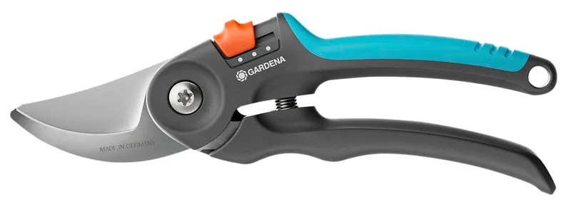 Gardena Secateurs PremiumCut Flex Bypass Garden Secateurs for green wood 24 mm