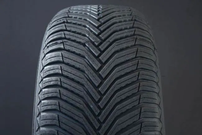 Michelin CrossClimate 2 ( 195/45 R17 81W EV Suitable )